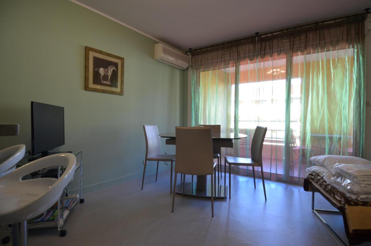 Appartement 3 Personnes Avec Coin Nuit Avec Terrasse Et Parking Quartier Du Port De Nice Ngoại thất bức ảnh
