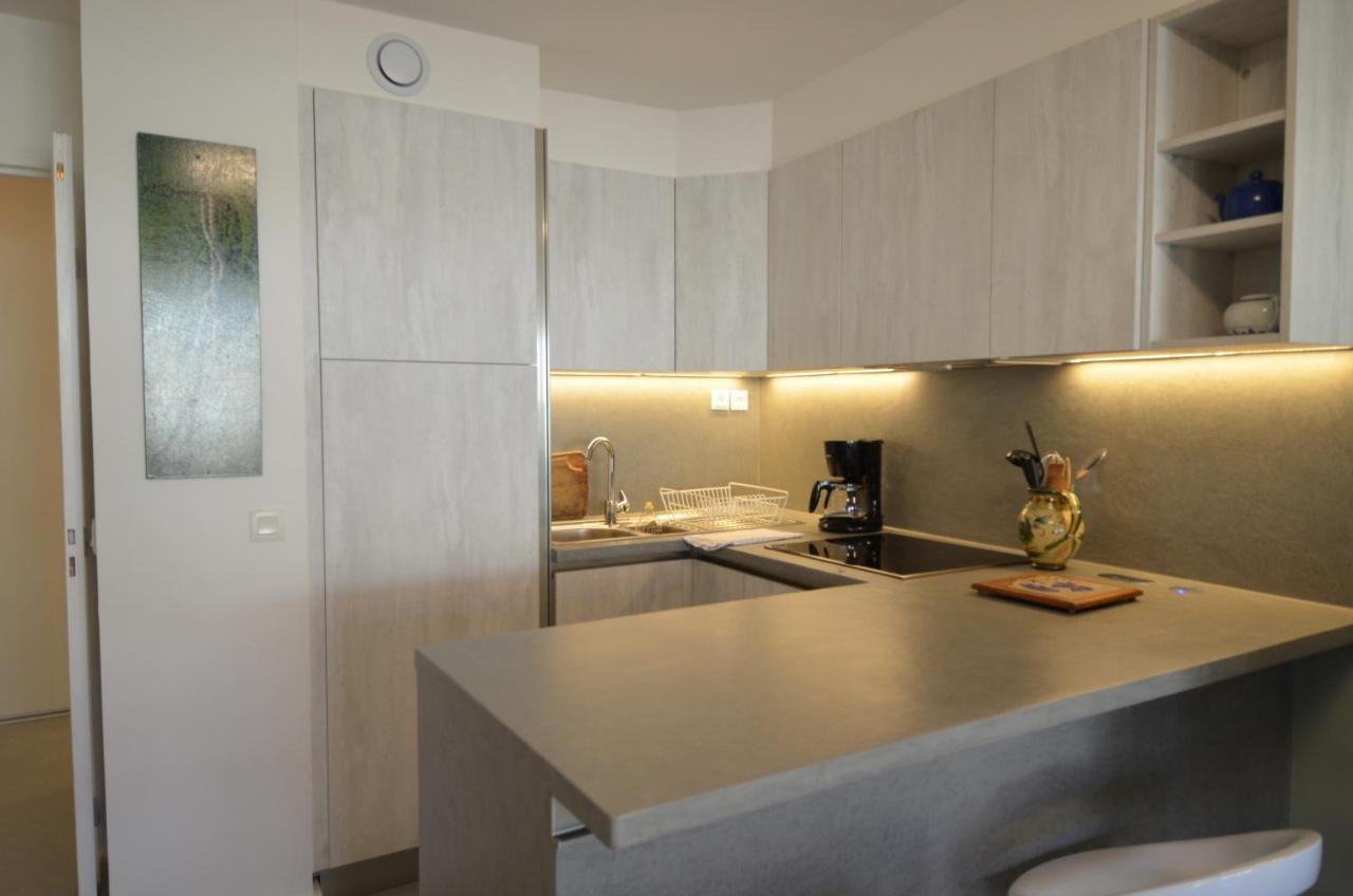 Appartement 3 Personnes Avec Coin Nuit Avec Terrasse Et Parking Quartier Du Port De Nice Ngoại thất bức ảnh